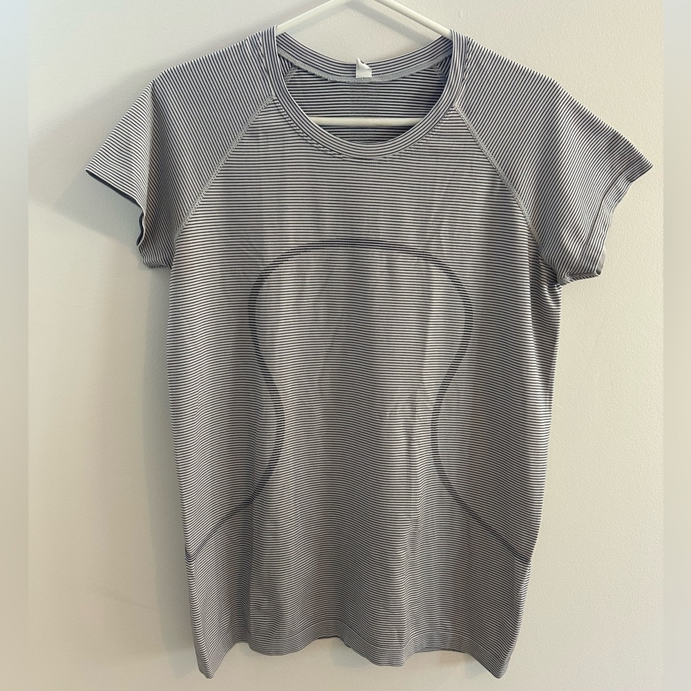 Lululemon Dress Shirt LIKE NEW